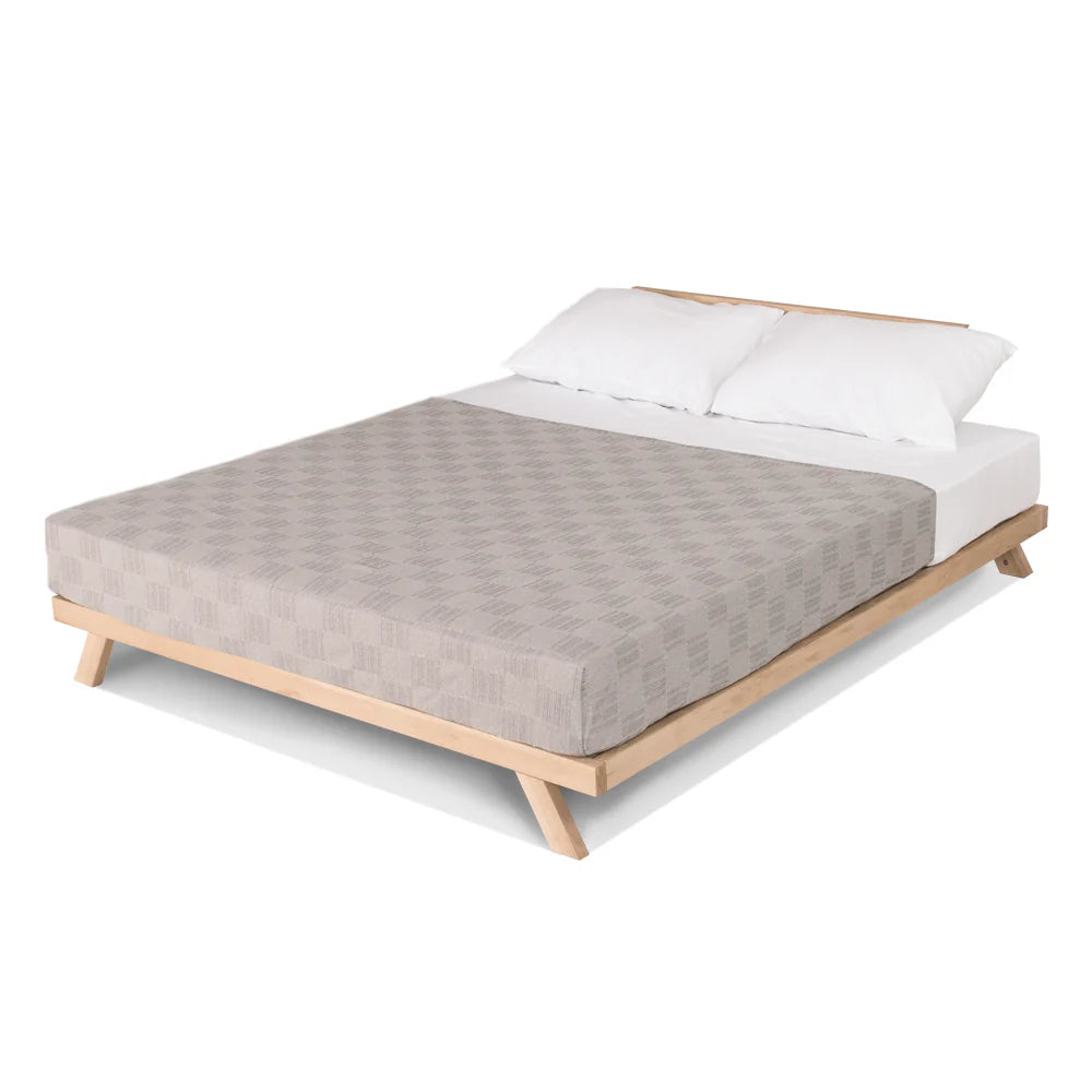 Marcus Bed / Κρεβάτι Οξιάς με Κεφαλάρι