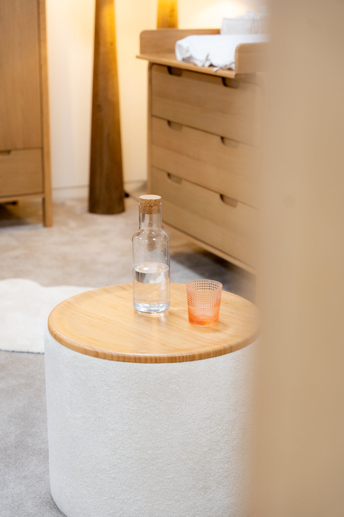 ROCKY STOOL WITH STORAGE BEIGE / Πουφ με αποθηκευτικό χώρο