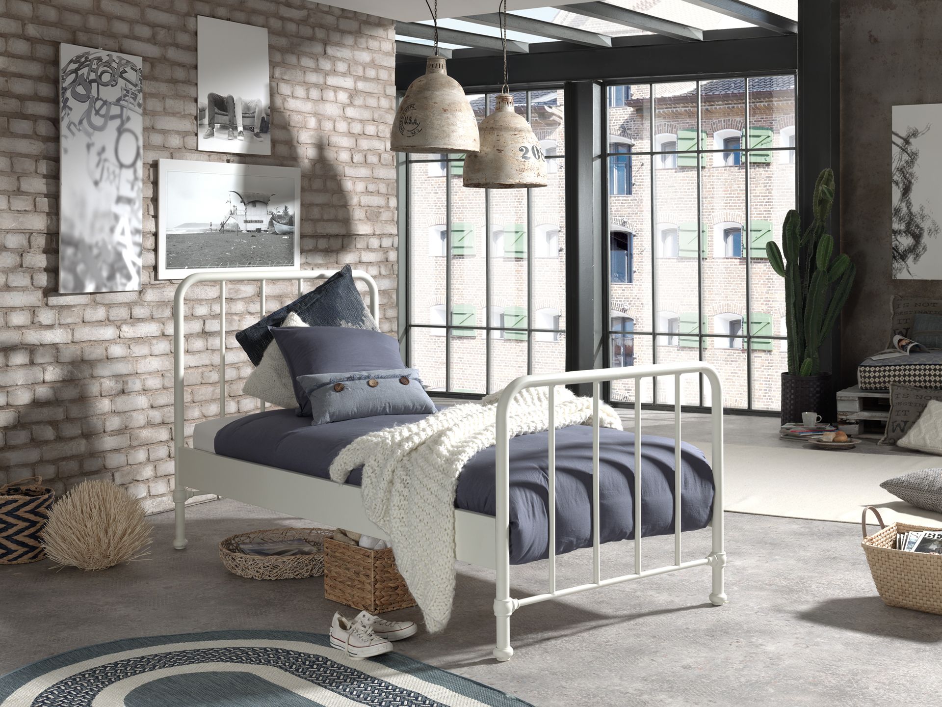 Bronxx Bed / Μονό μεταλλικό κρεβάτι 